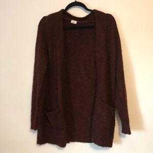 Maroon sweater